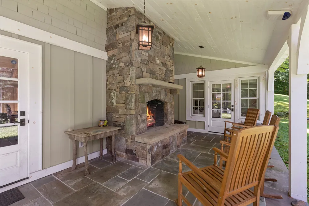 426 Meadowcrest Drive Cashiers, NC 28717