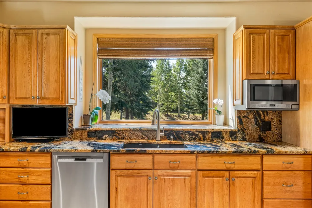 816 Spring Hill Road Steamboat Springs, CO 80487