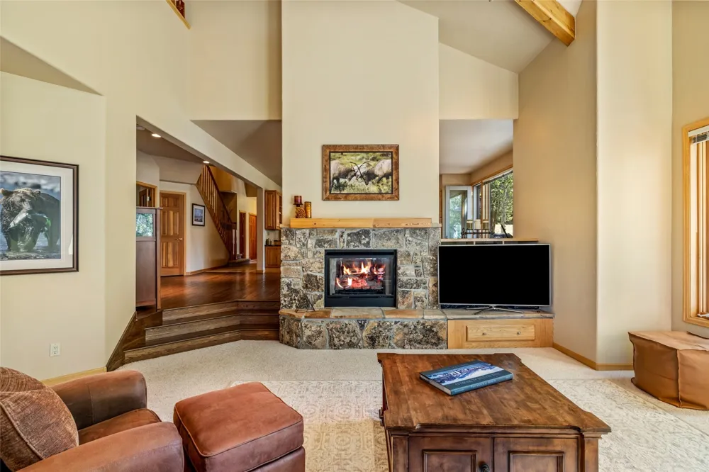 816 Spring Hill Road Steamboat Springs, CO 80487