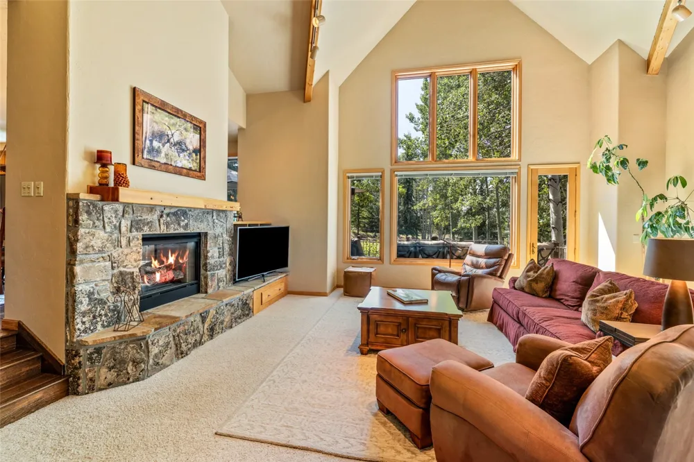816 Spring Hill Road Steamboat Springs, CO 80487