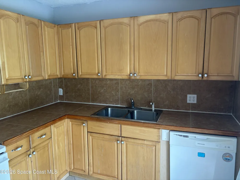 4685 Tuscarora Road Titusville, FL 32780