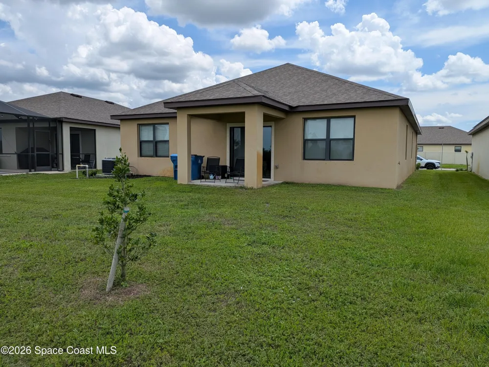 1923 Farmhouse Road SE Palm Bay, FL 32909