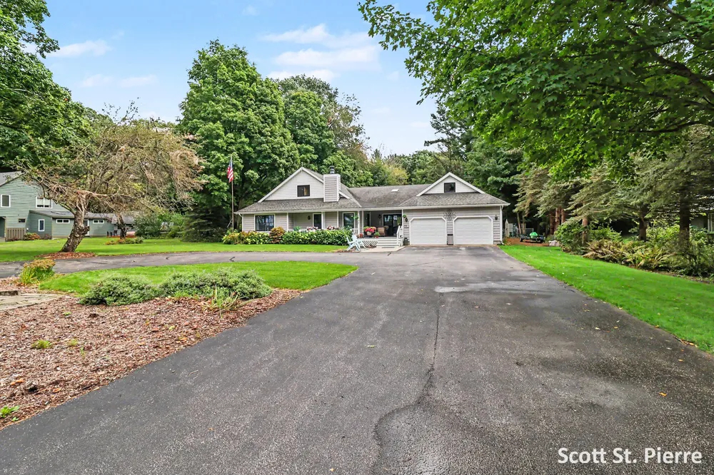 6635 S Shore Drive Fruitland Township, MI 49461