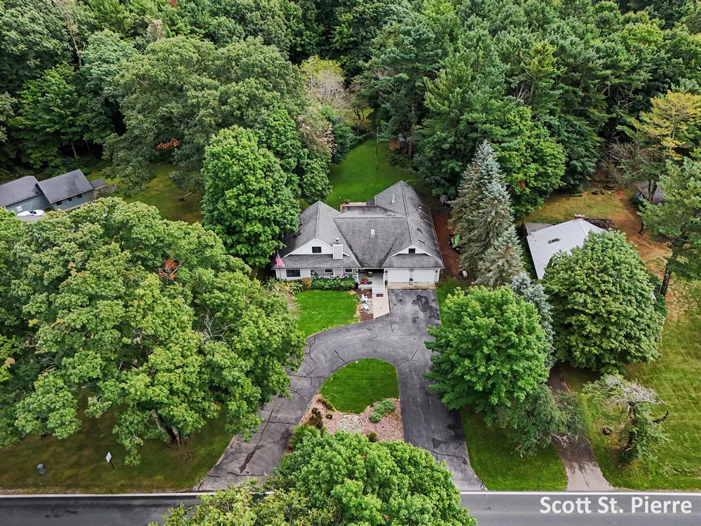 6635 S Shore Drive Fruitland Township, MI 49461