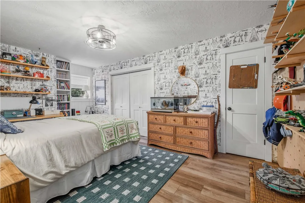 3711 Sunnybrook Lane Bryan, TX 77802