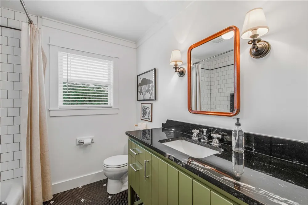 3711 Sunnybrook Lane Bryan, TX 77802