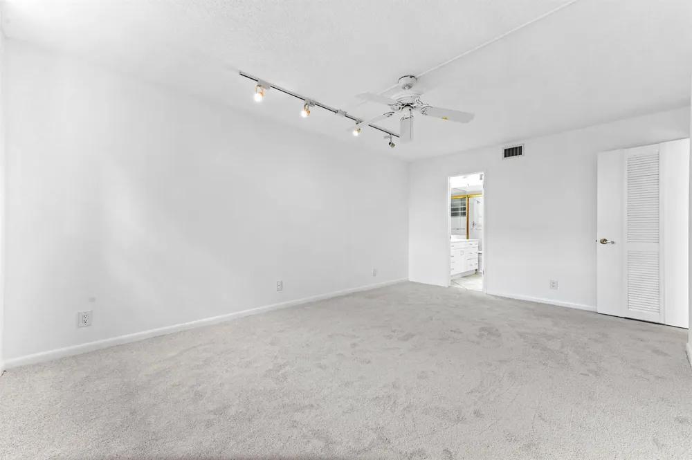 3575 S OCEAN BOULEVARD #309 South Palm Beach, FL 33480