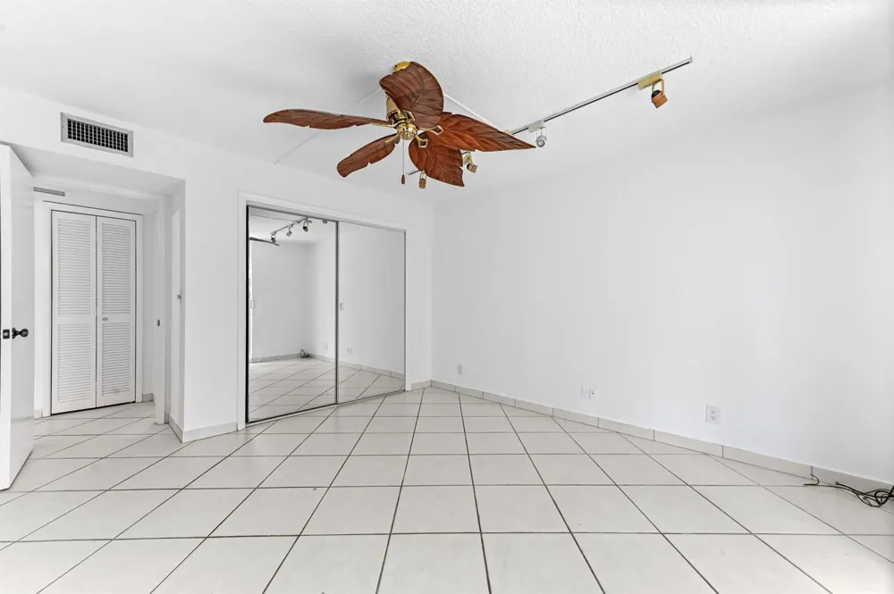 3575 S OCEAN BOULEVARD #309 South Palm Beach, FL 33480