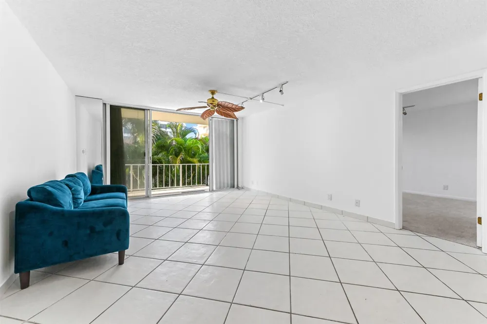 3575 S OCEAN BOULEVARD #309 South Palm Beach, FL 33480