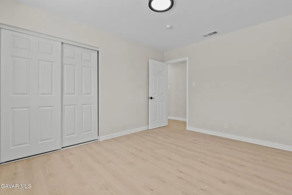 512 E Lingard Street Lancaster, CA 93535