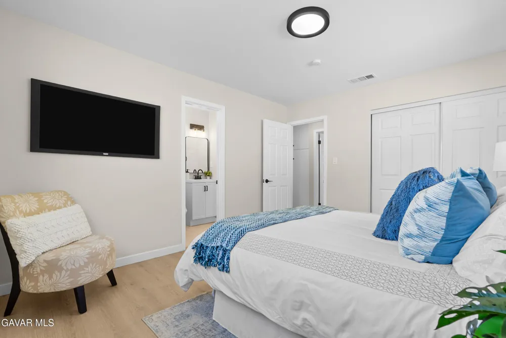 512 E Lingard Street Lancaster, CA 93535