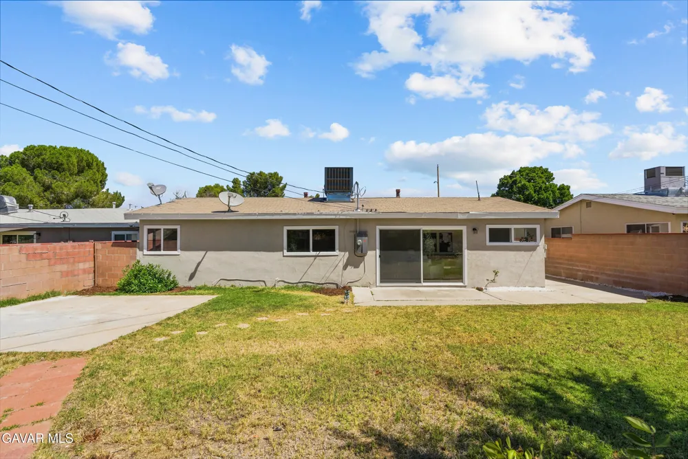 512 E Lingard Street Lancaster, CA 93535
