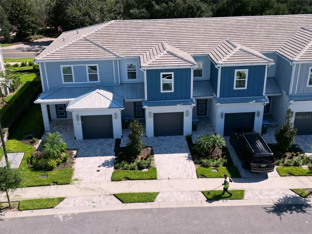 7821 SPECTRUM DRIVE Kissimmee, FL 34747