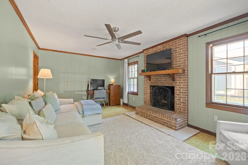 1414 Jodhpur Court Charlotte, NC 28212