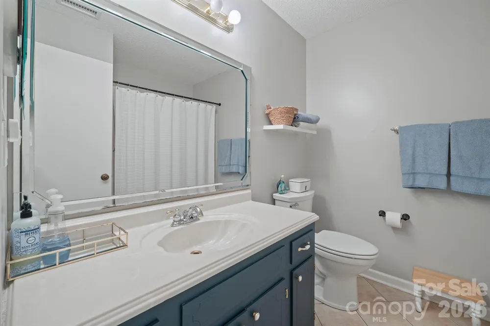 1414 Jodhpur Court Charlotte, NC 28212