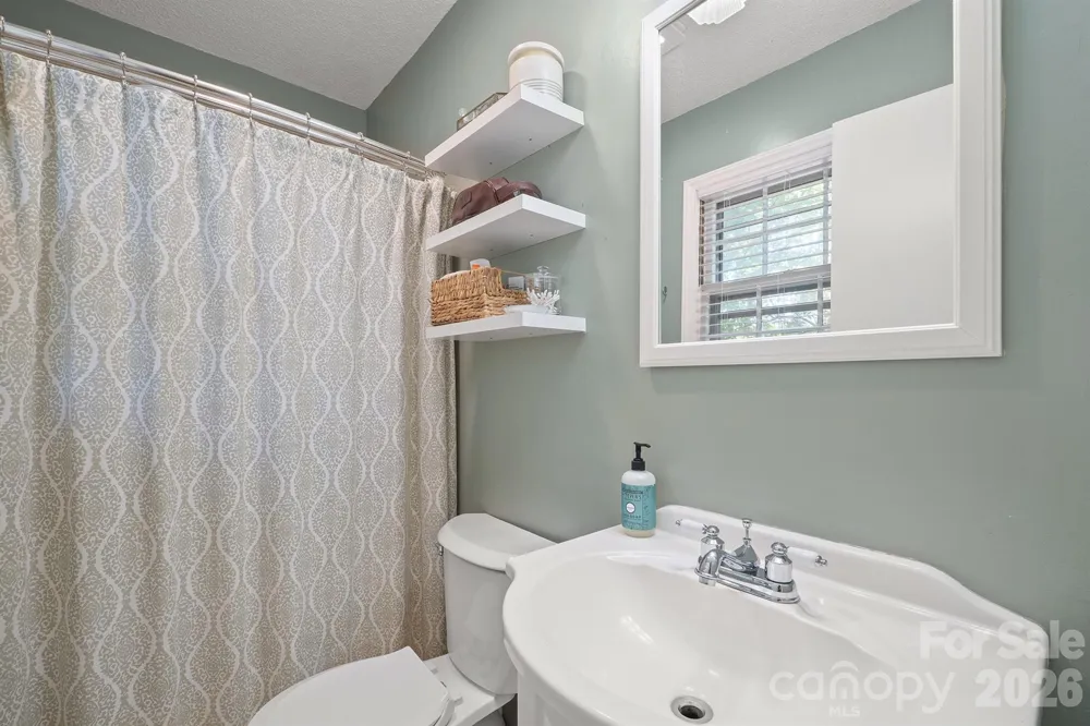 1414 Jodhpur Court Charlotte, NC 28212