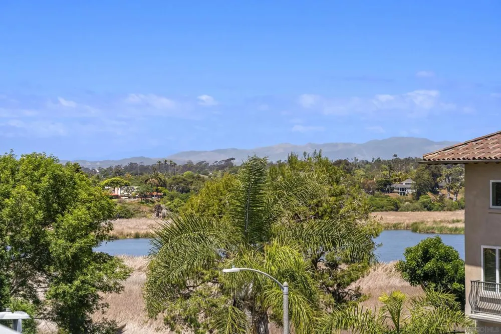 2537 State St. Carlsbad, CA 92008