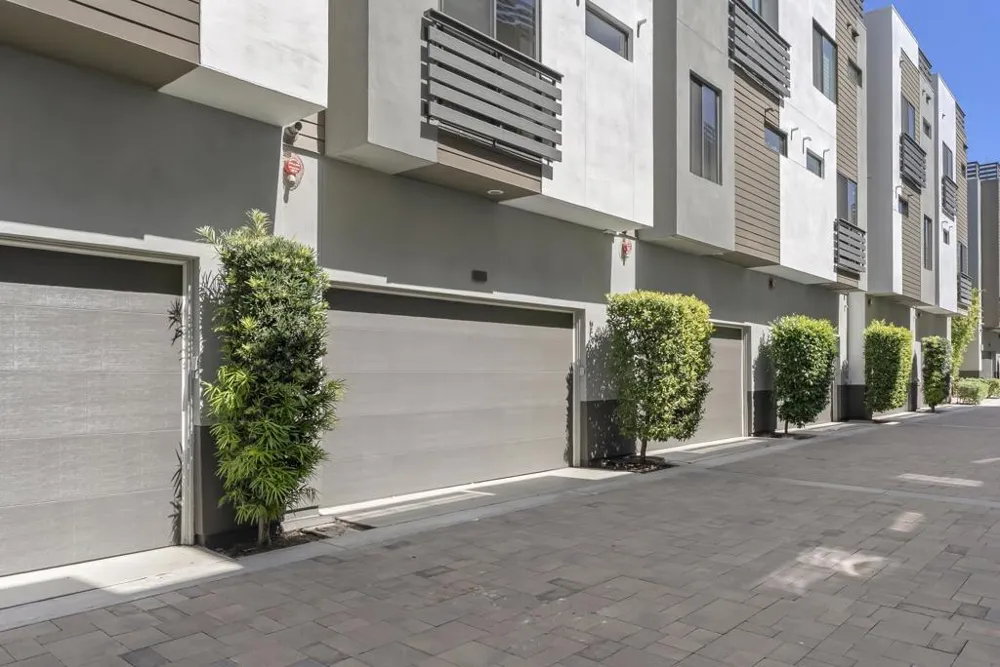 2537 State St. Carlsbad, CA 92008