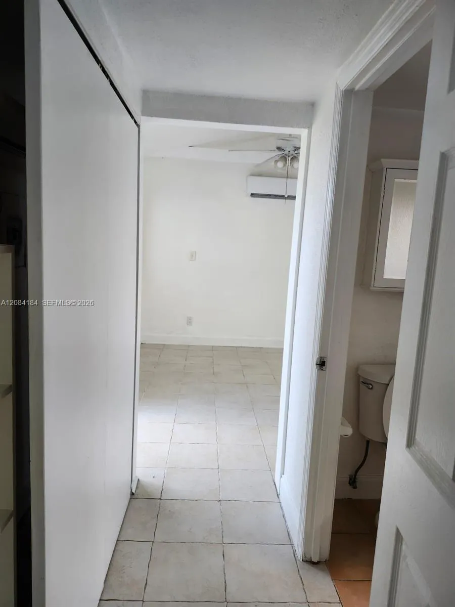 137 Abaco Dr #1 Palm Springs, FL 33461