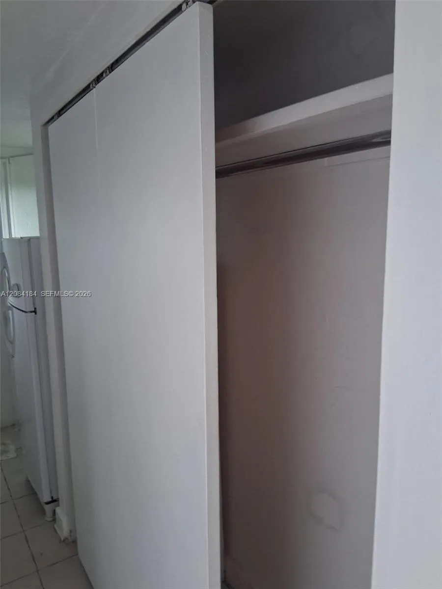 137 Abaco Dr #1 Palm Springs, FL 33461