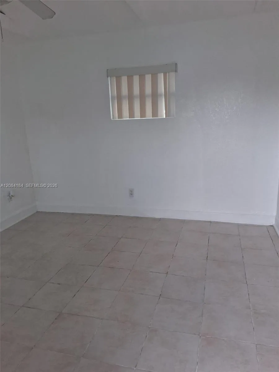 137 Abaco Dr #1 Palm Springs, FL 33461
