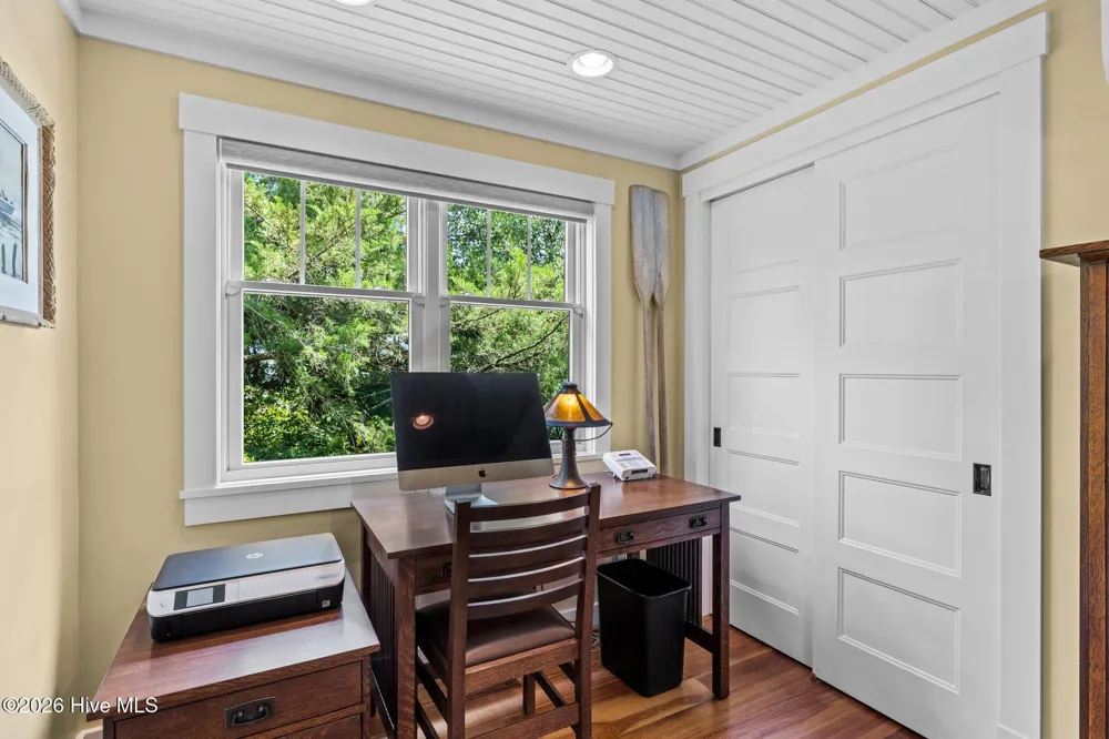 105 3rd Street Beaufort, NC 28516