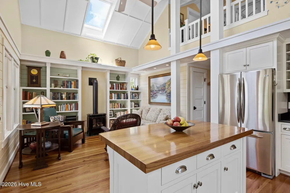 105 3rd Street Beaufort, NC 28516