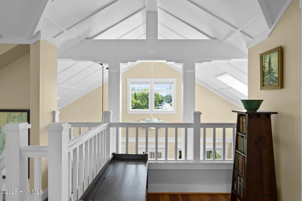 105 3rd Street Beaufort, NC 28516