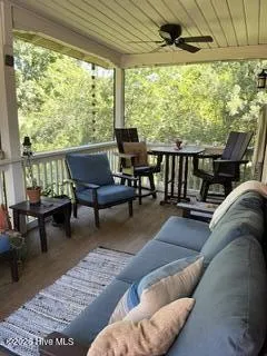 105 3rd Street Beaufort, NC 28516