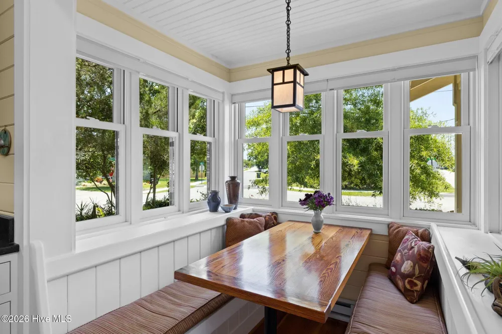 105 3rd Street Beaufort, NC 28516