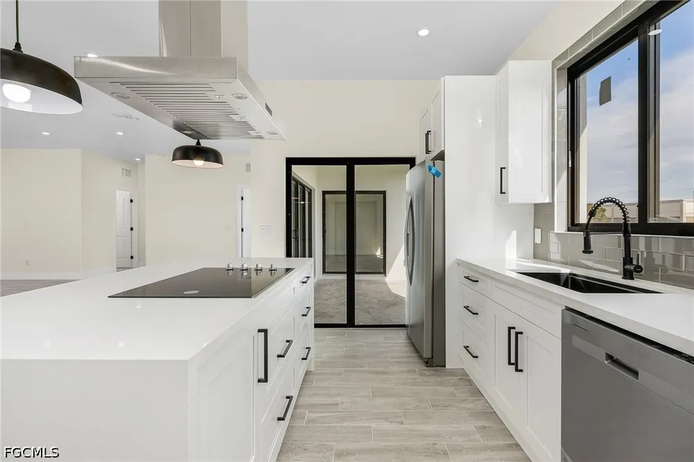 NE 11TH LANE Cape Coral, FL 33909