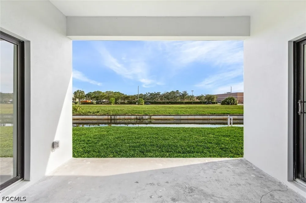 NE 11TH LANE Cape Coral, FL 33909