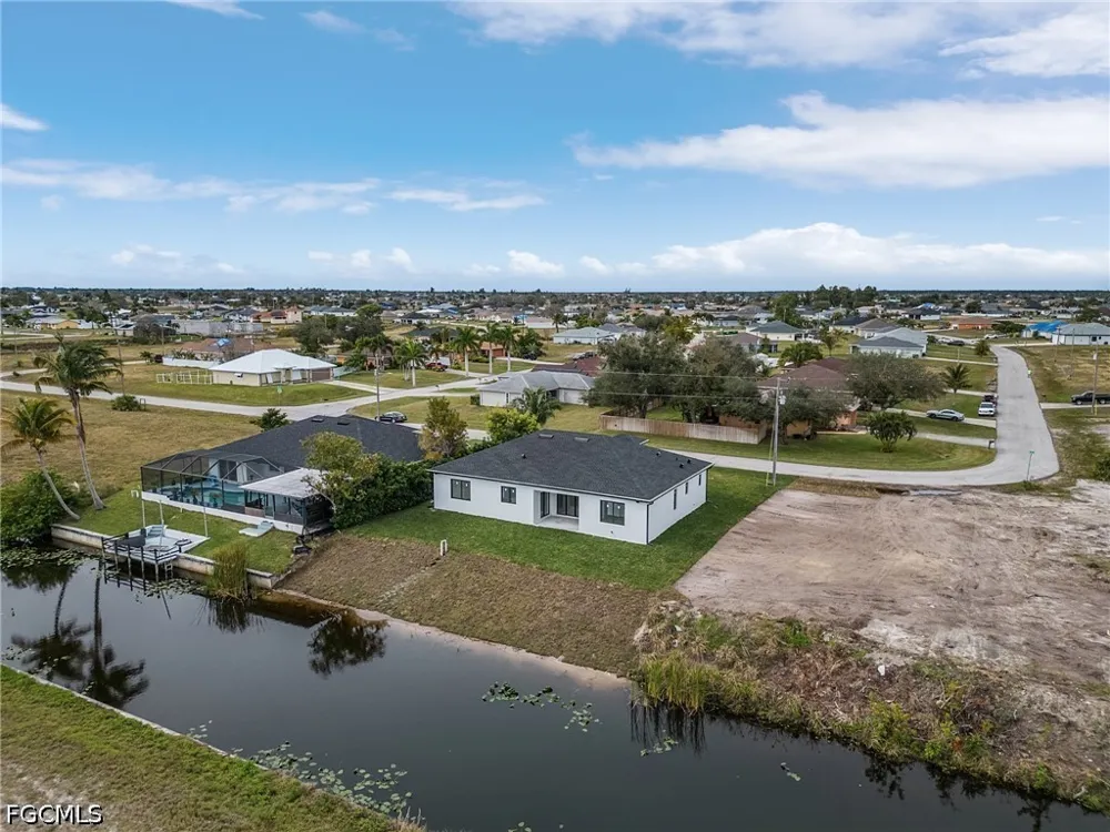 NE 11TH LANE Cape Coral, FL 33909