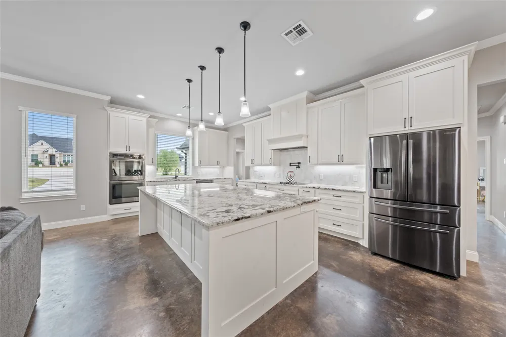 240 Royals Ranch Road Lorena, TX 76655