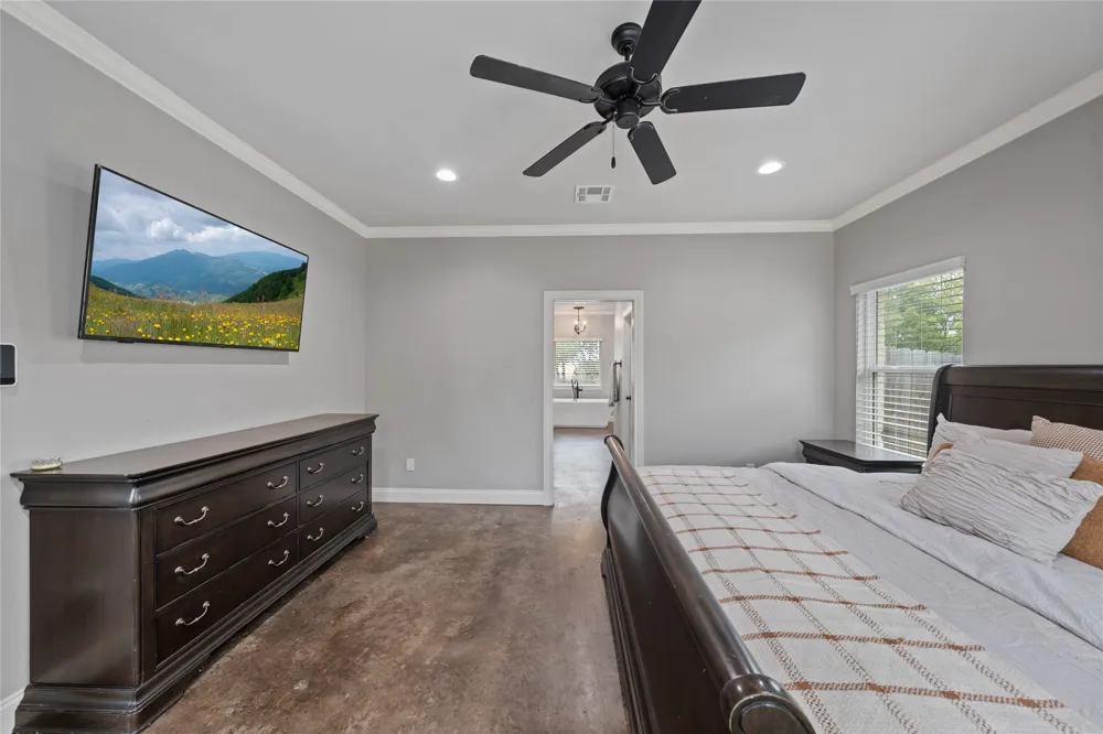 240 Royals Ranch Road Lorena, TX 76655
