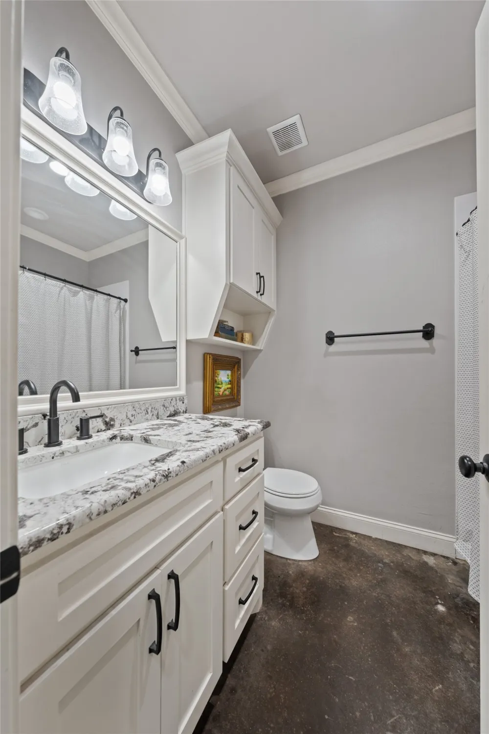 240 Royals Ranch Road Lorena, TX 76655