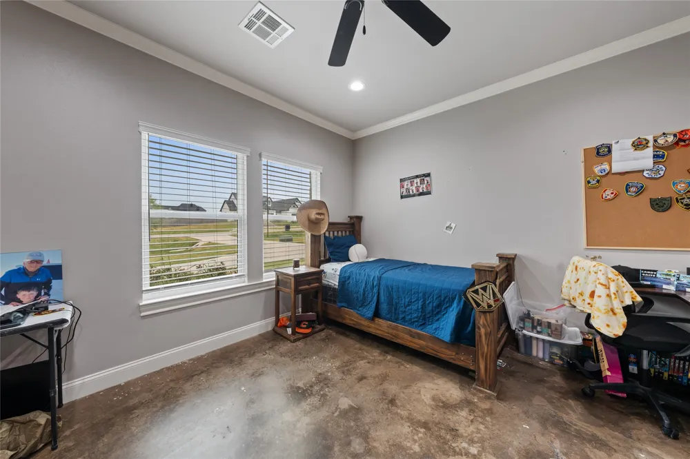 240 Royals Ranch Road Lorena, TX 76655
