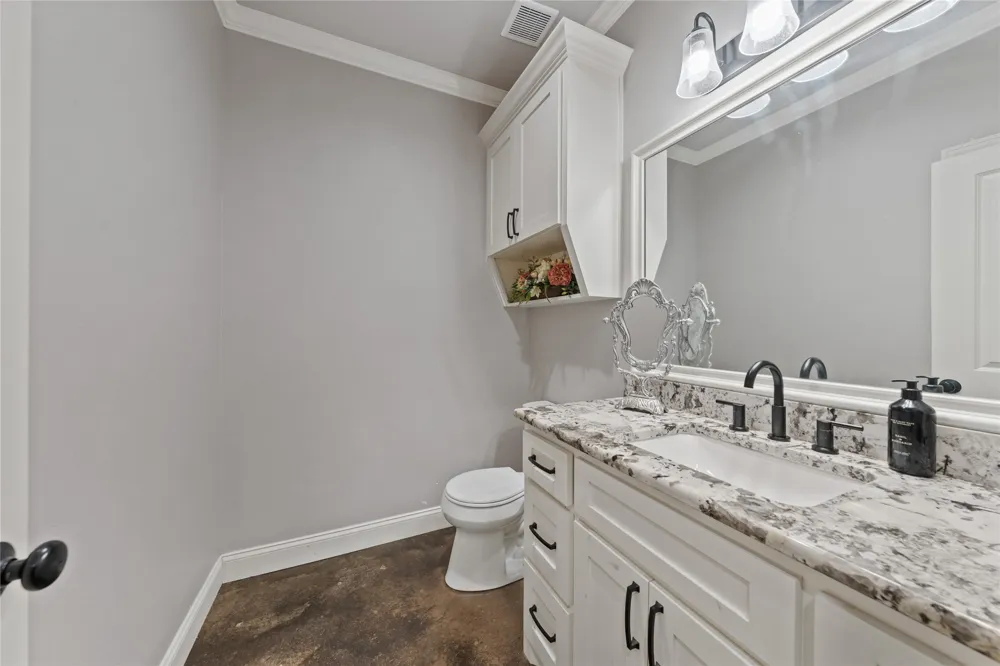 240 Royals Ranch Road Lorena, TX 76655