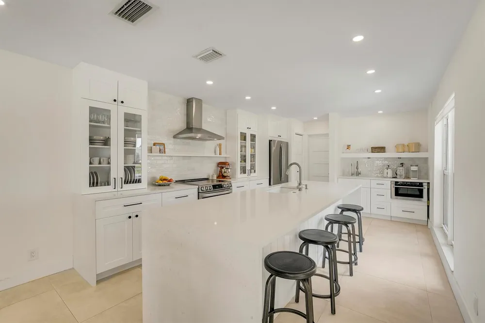275 NW 37th Way Deerfield Beach, FL 33442