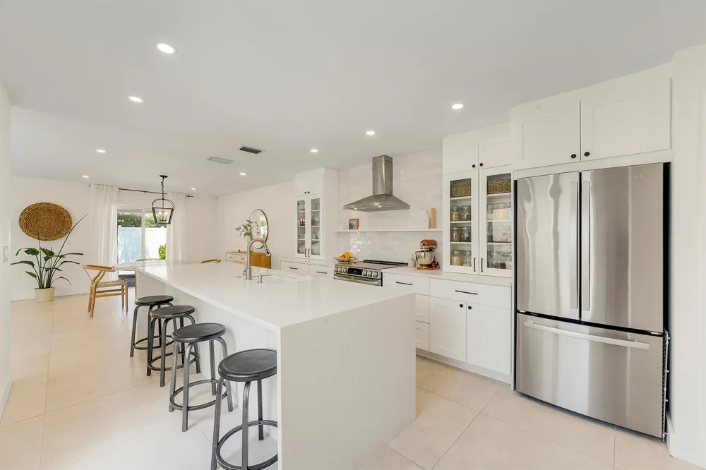 275 NW 37th Way Deerfield Beach, FL 33442