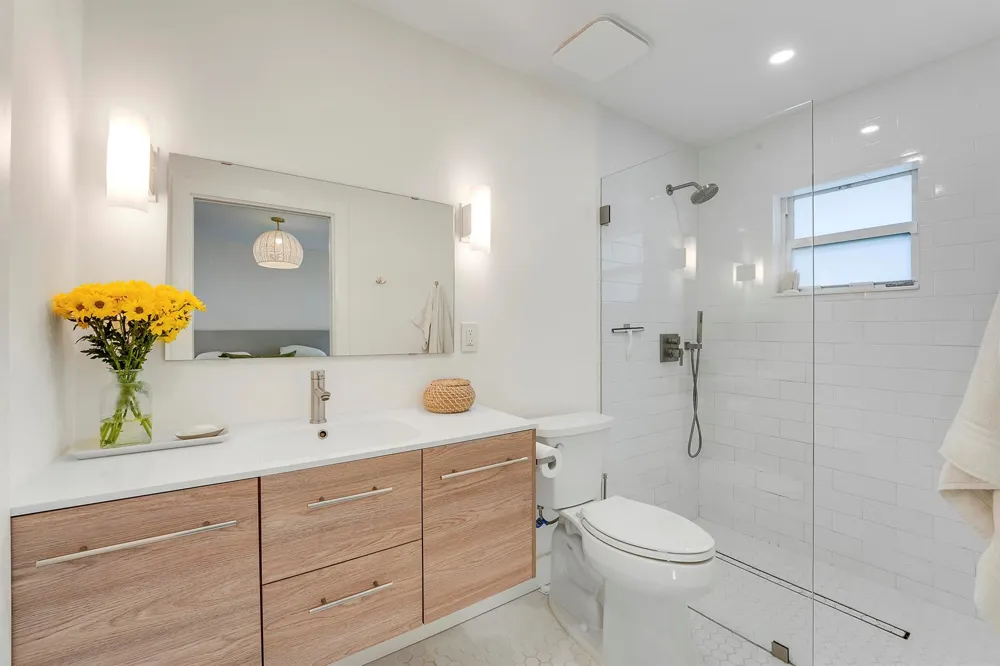 275 NW 37th Way Deerfield Beach, FL 33442