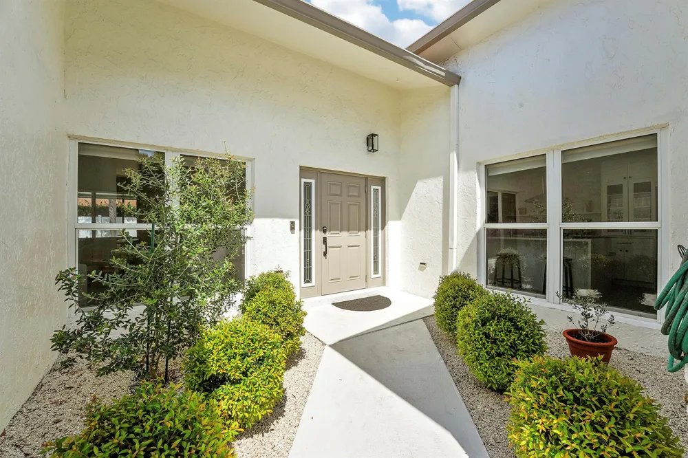 275 NW 37th Way Deerfield Beach, FL 33442