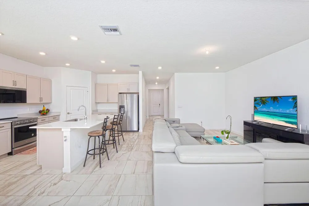 5788 SE SKYBLUE CIRCLE Stuart, FL 34997