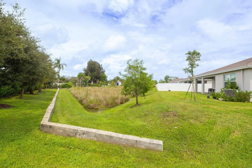 5788 SE SKYBLUE CIRCLE Stuart, FL 34997