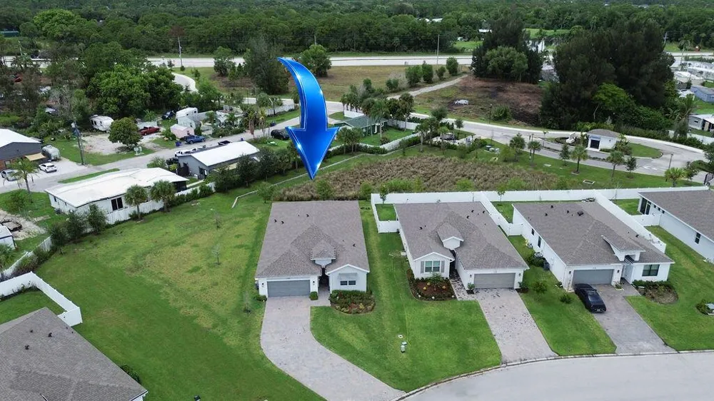 5788 SE SKYBLUE CIRCLE Stuart, FL 34997