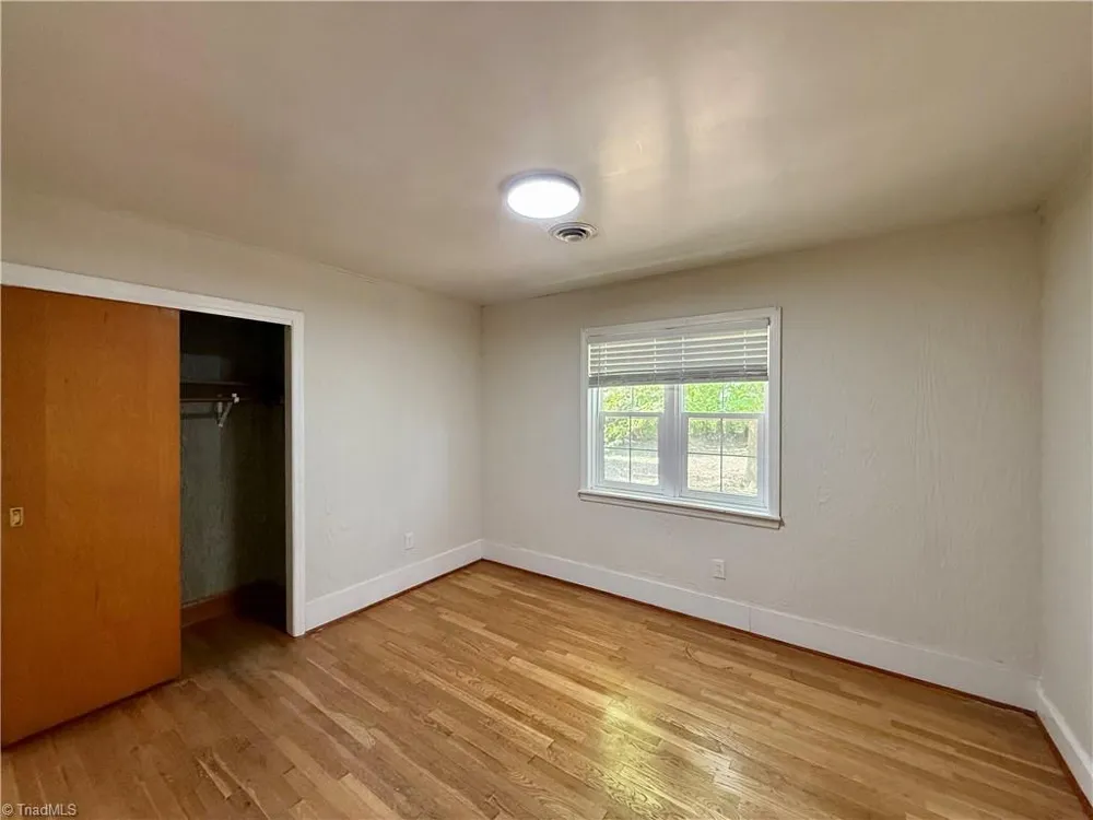 316 Old Hollow Road Winston-Salem, NC 27105