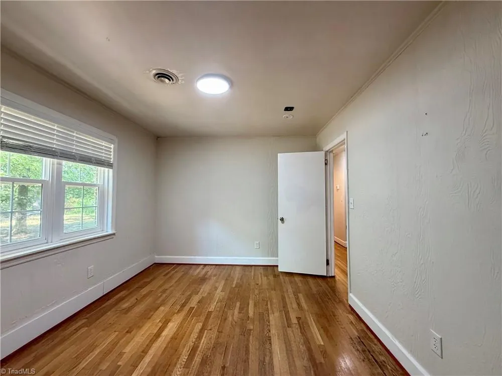 316 Old Hollow Road Winston-Salem, NC 27105