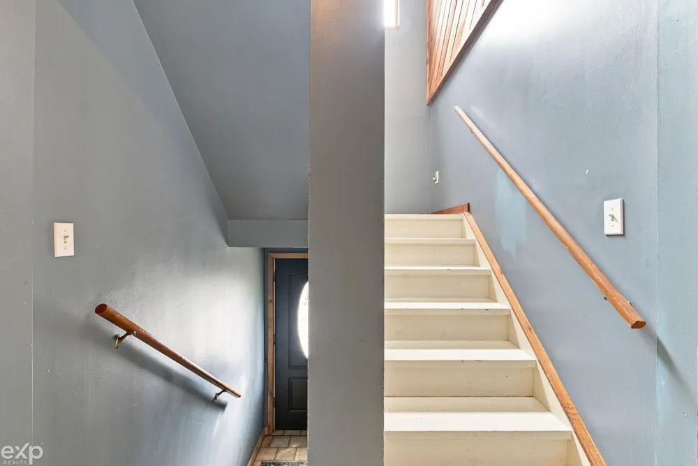 535 Goldengate Street Lake Orion Village, MI 48362