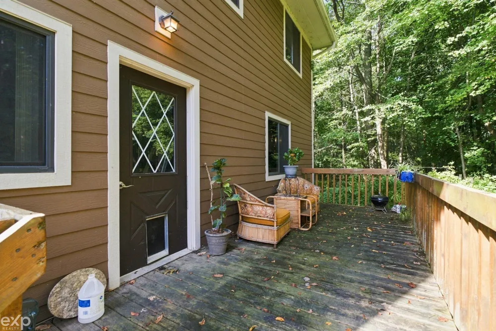535 Goldengate Street Lake Orion Village, MI 48362