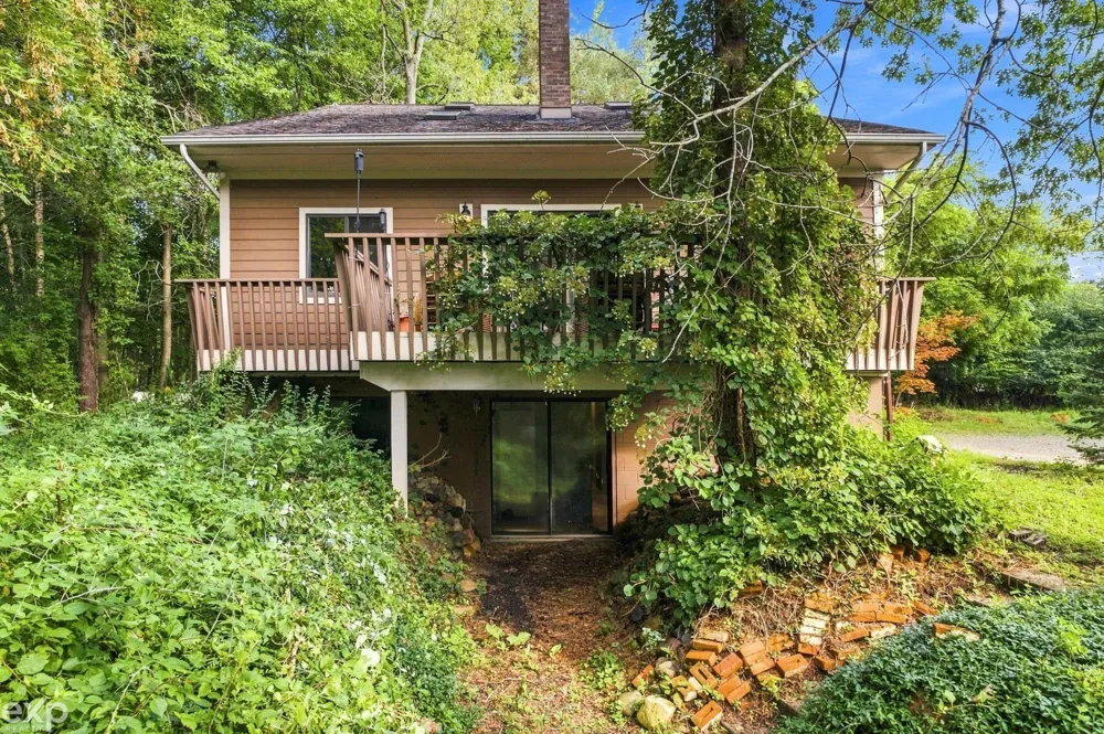 535 Goldengate Street Lake Orion Village, MI 48362